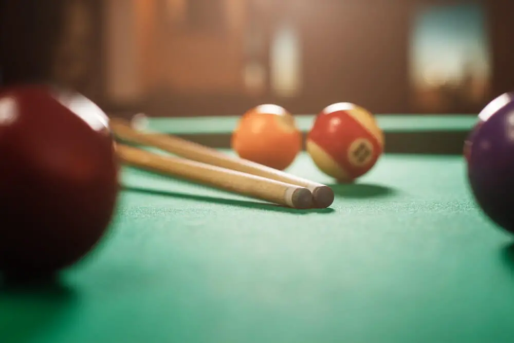 how does a pool table recognize the white ball?