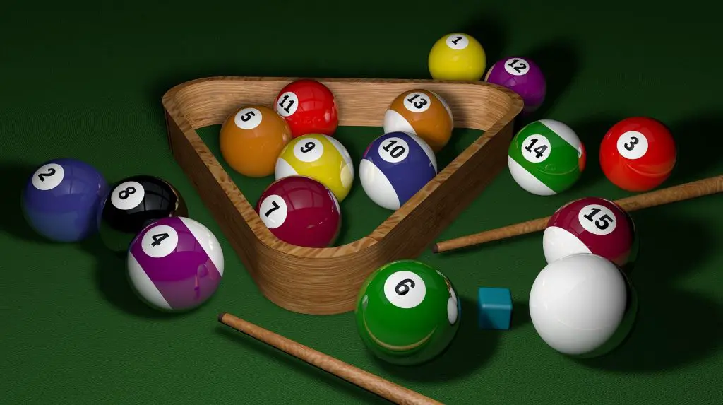 snooker table vs pool table