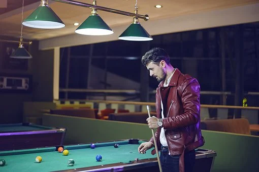 how to become a professional pool player